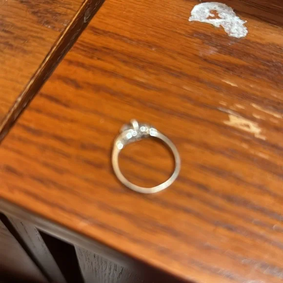 Beautiful sparkling Genuine Mystic 10k gold Topaz Ring - Picture 7 of 9